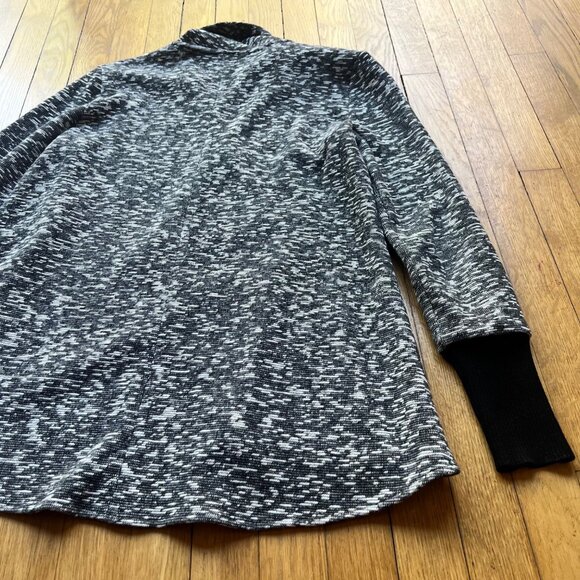 Club Monaco Size M Gray & Black Kiki Boucle Knit Draped Open Cardigan Sweater - Picture 15 of 16